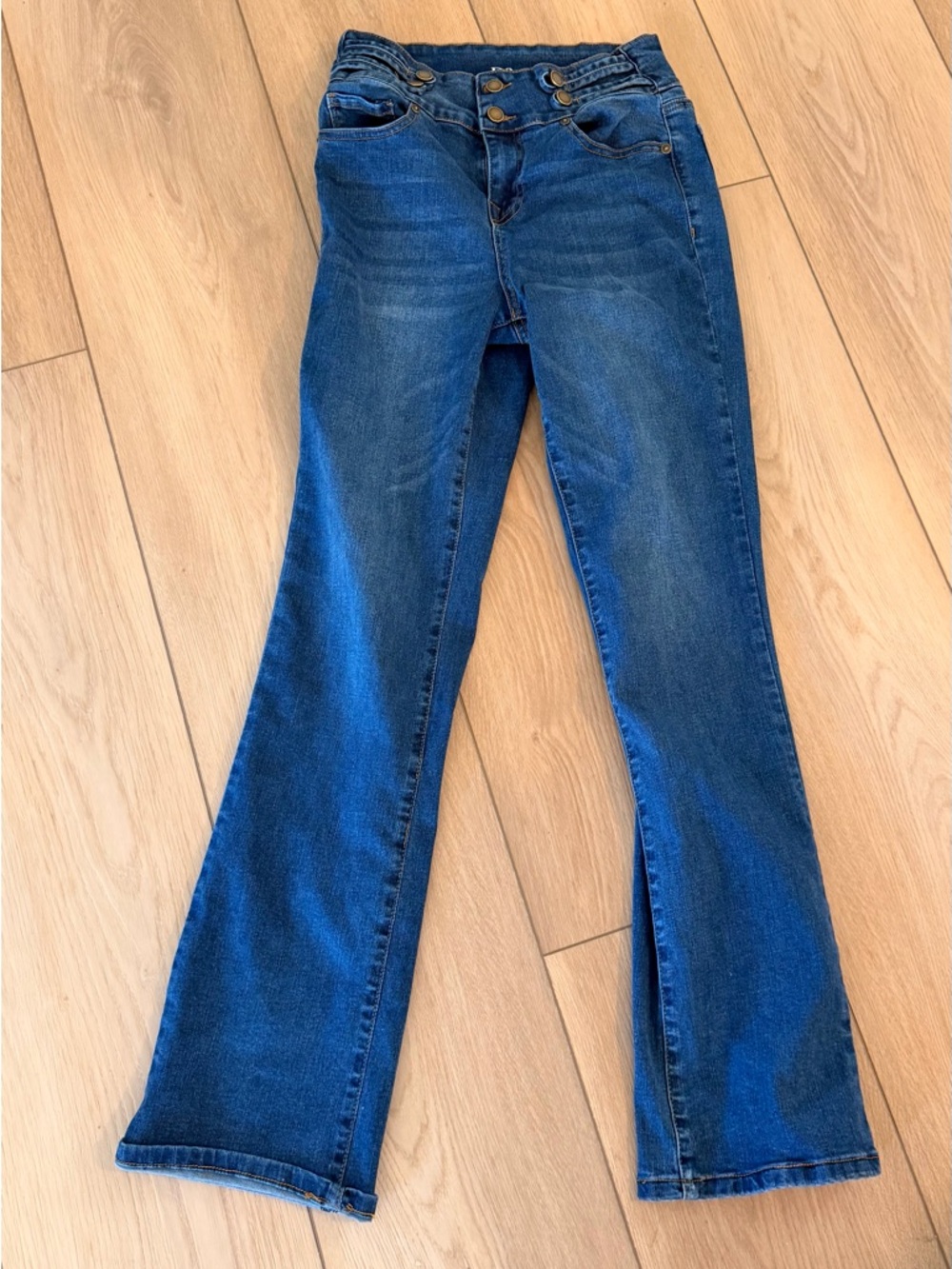 DG2 by Diane Gilman Dark Blue Flare Jeans. 6 tall. Stretch denim.